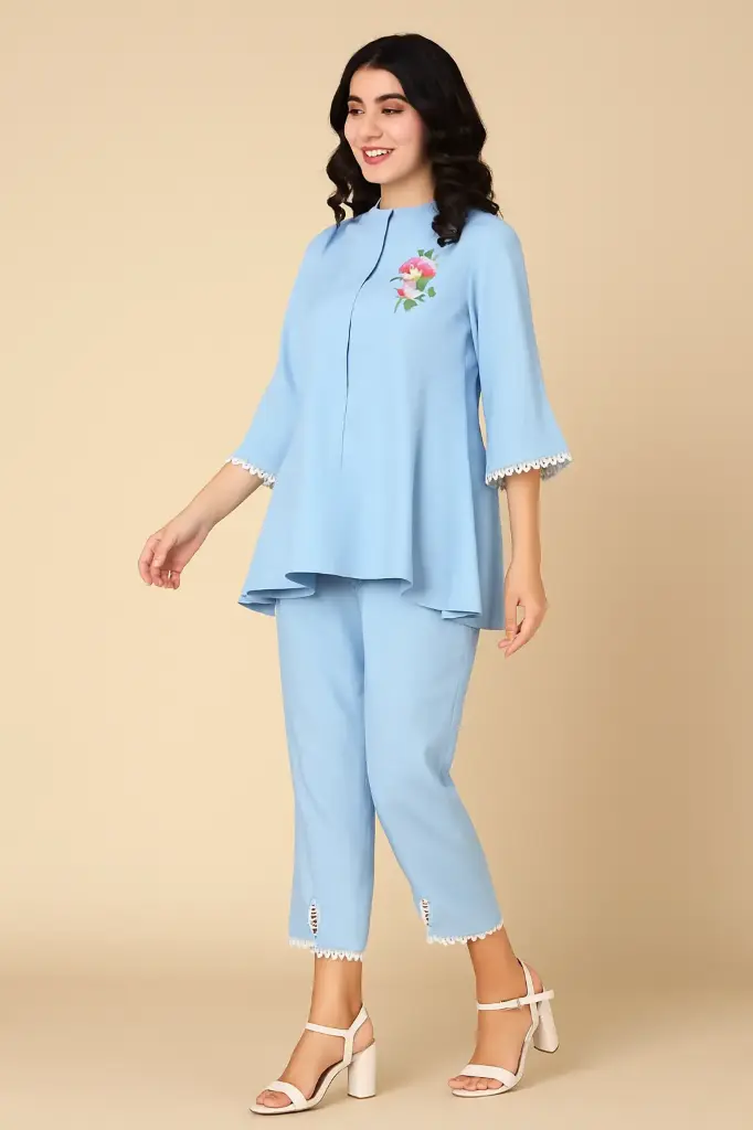 Sky Breeze Co-ord – Soft Blue Two-Piece Set in Cotton Blend for Summer